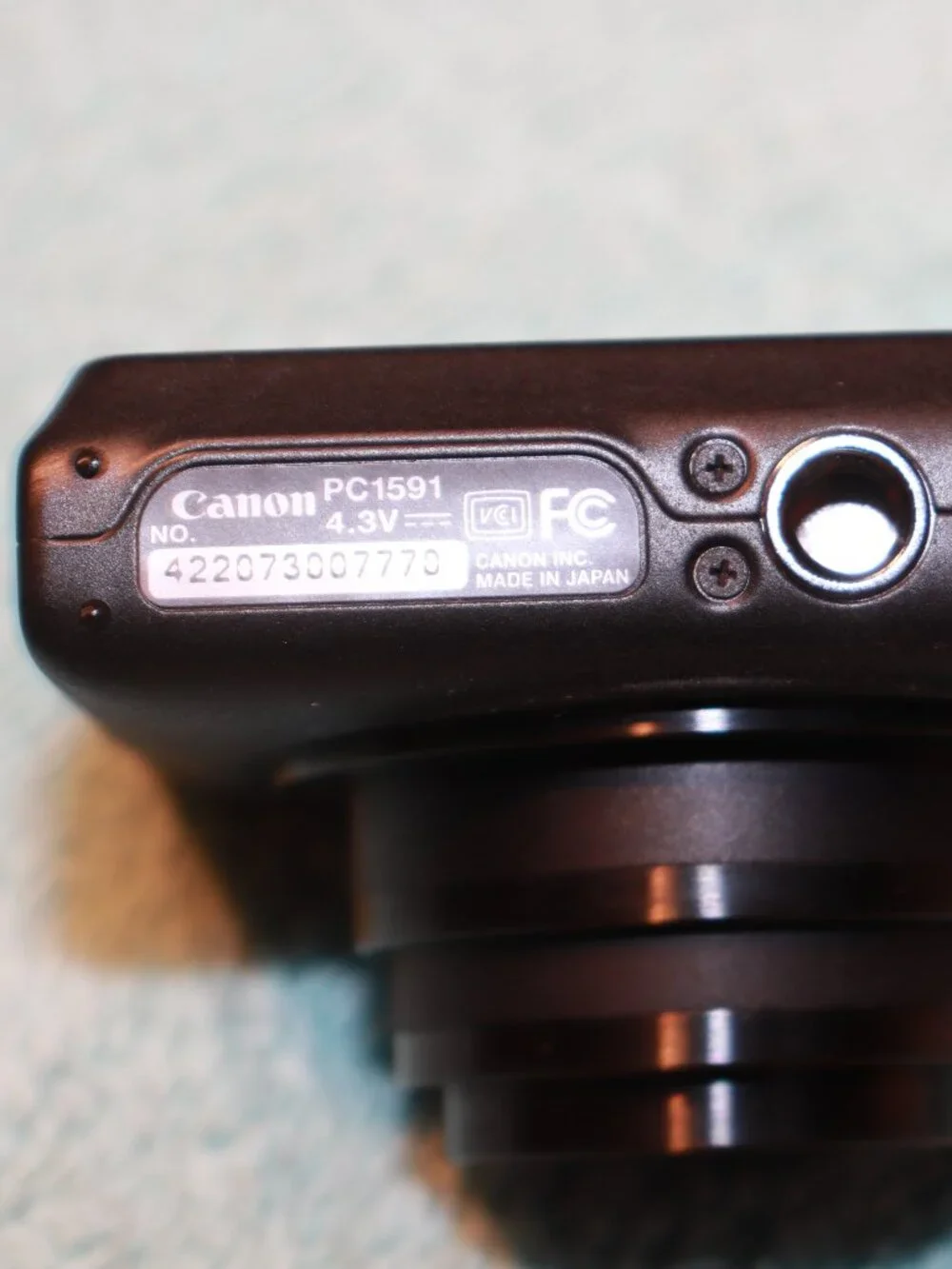 Canon PowerShot ELPH 300 HS 12.1MP Digital Camera - Black